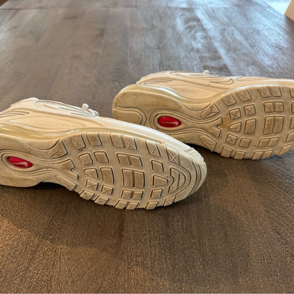 Supreme x Nike Air Max 98 TL
